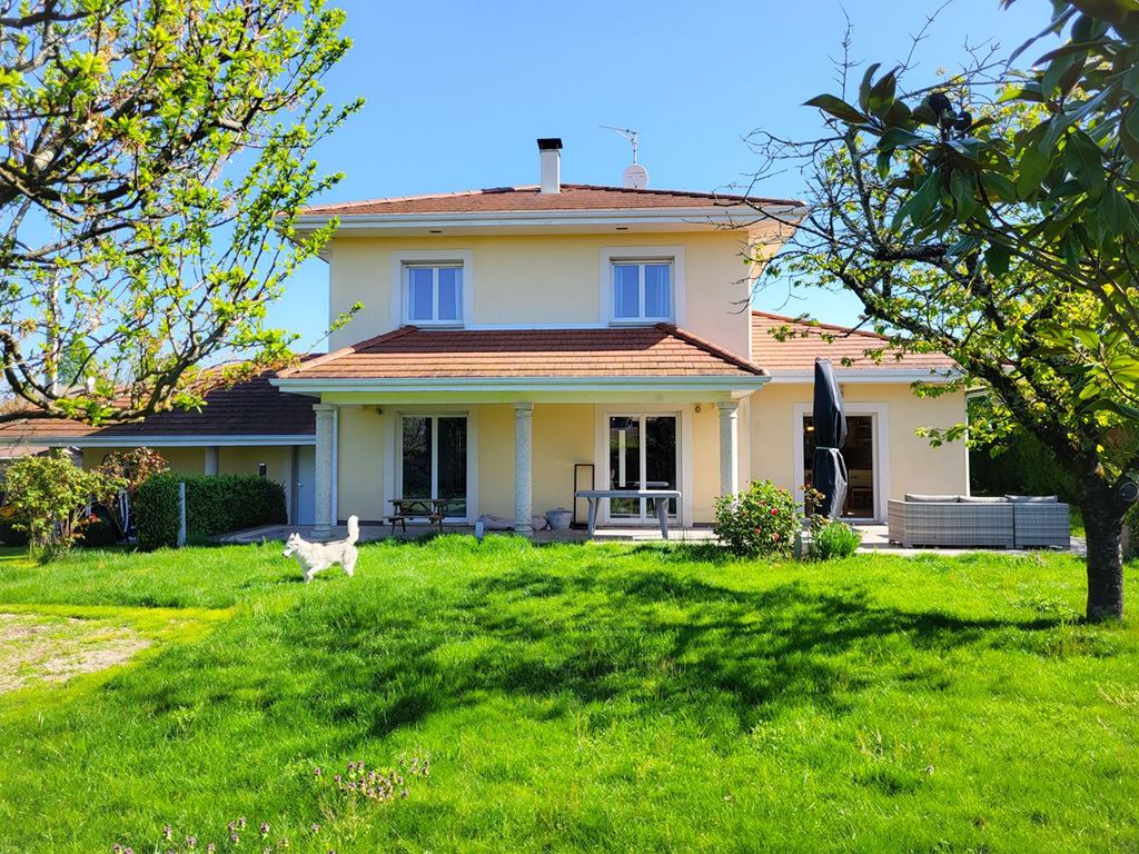 Maison Contemporaine MESSERY 690000€ STYLE IMMO