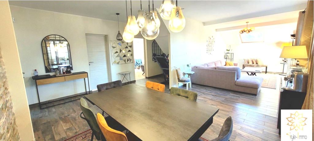Maison jumelée VILLE LA GRAND 468000€ STYLE IMMO Maison jumelée VILLE LA GRAND 468000€ STYLE IMMO